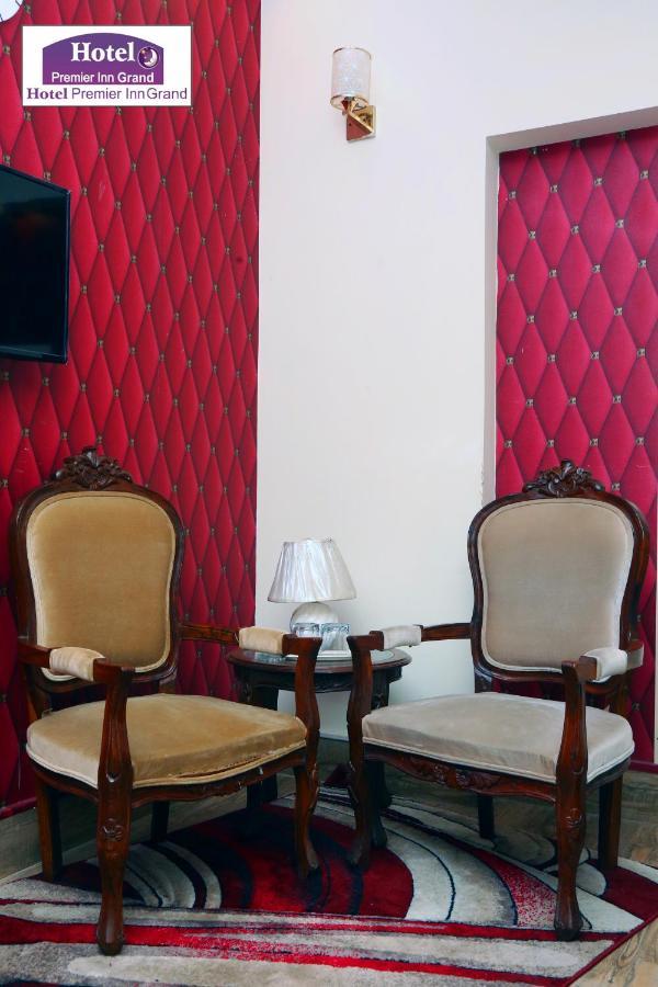 Hotel Premier Inn Johar Town Lahore Eksteriør bilde